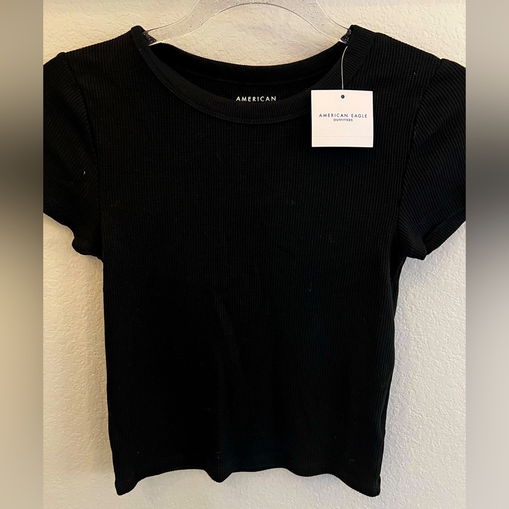 American eagle black crop top